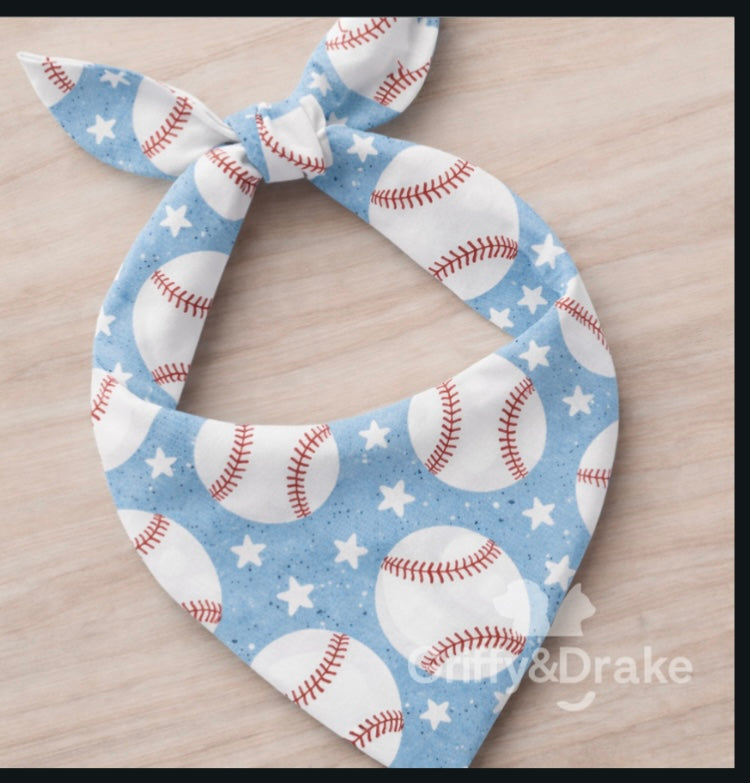 Homerun Heroes pet bandana - Baseball print